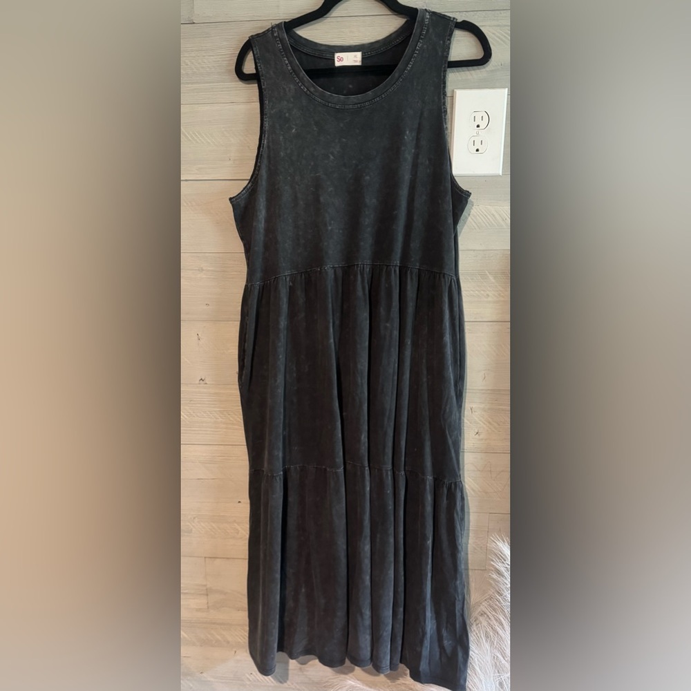 SO dark grey  Sleeveless Maxi Dress - Picture 6 of 13
